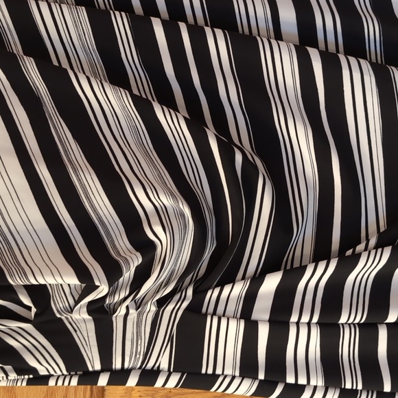 Roz & Ali dress - Picture 2 of 4